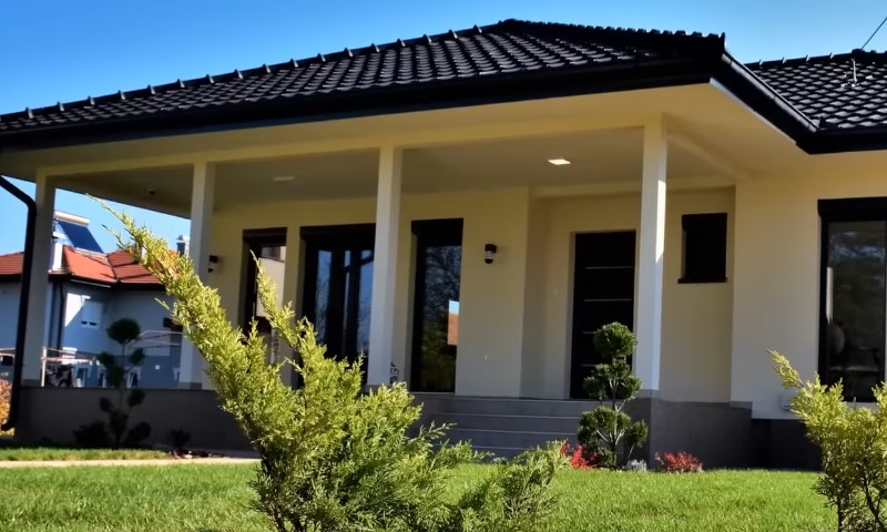 Spoljašnji pogled na novoizgrađenu rezidenciju